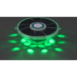 Poolfontäne mit solarbetriebenen LED-Licht