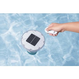 Bestway SolarGlow LED Dosierschwimmer