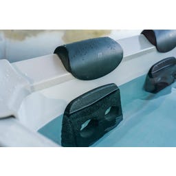 OSLO - FRAME - Rigid Portable Spa - 160 x 160 x 65 cm - 6 Personen - 1 Set