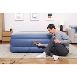 Doppelluftbett TriTech® mit integrierter Elektropumpe 203 x 152 x 61 cm